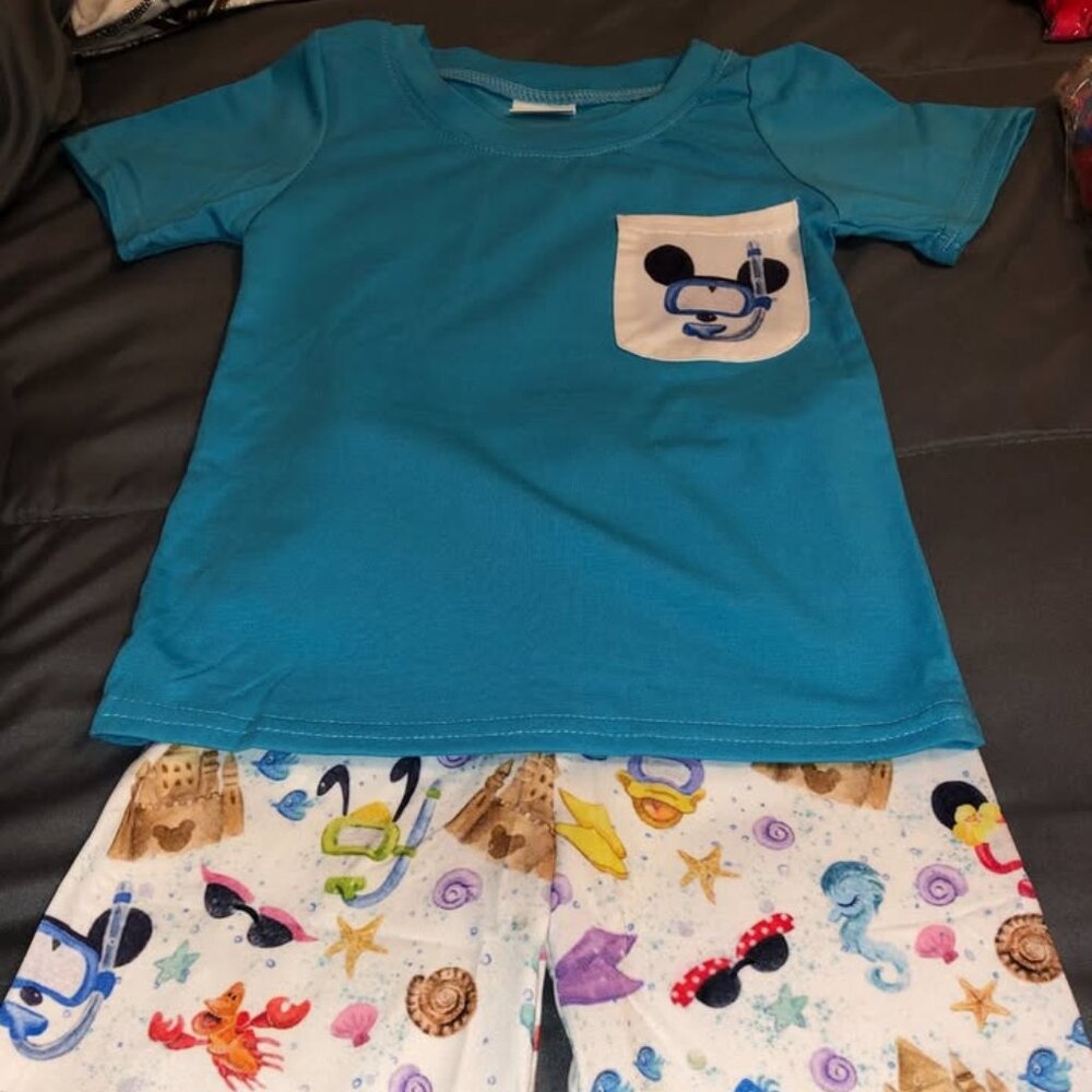 3T Mickey Boys Short Outfit.